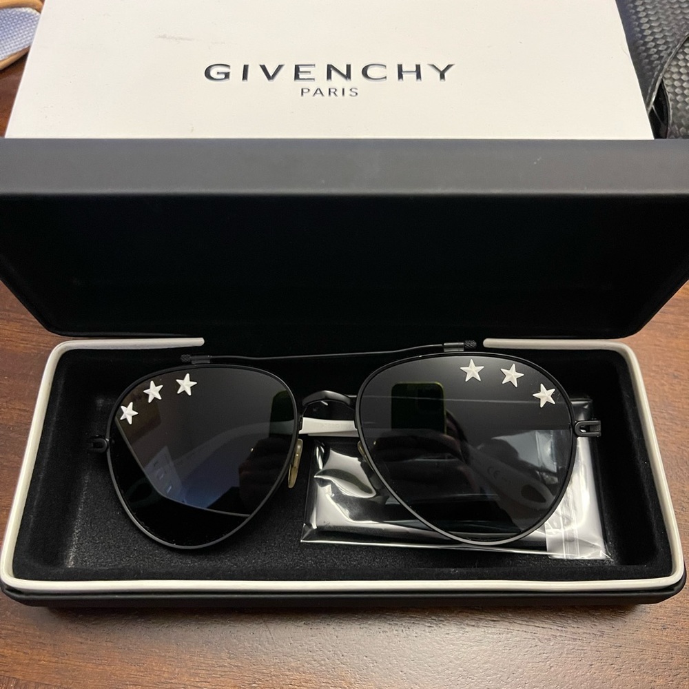 GIVENCHY PARIS star sunglasses